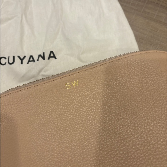 Cuyana Travel Case Set in Blush - Picture 3 of 6
